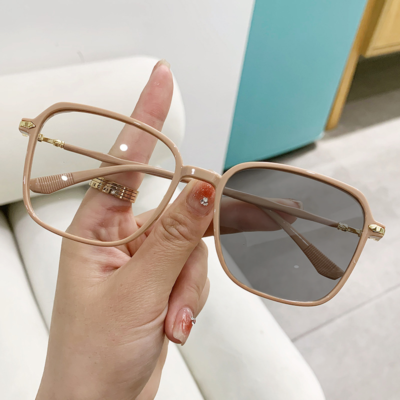 M-ARPT009 Kacamata Lensa Photocromic Anti Radiasi Wanita Pria Kacamata Bingkai Titanium Kotak Anti UV Photocromic