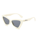 [10937] PL-WW018-P1 Kacamata Premium Eksklusif Wanita Retro Cat Eye Klasik Minimalis New Edition (PL-WW018-P1-Cream)