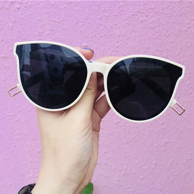 PL-H003 Korean Design Retro Mata Kucing Kacamata Hitam Wanita Sunglasses KM01